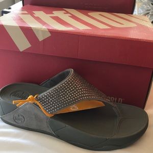 Fitbit flip flops